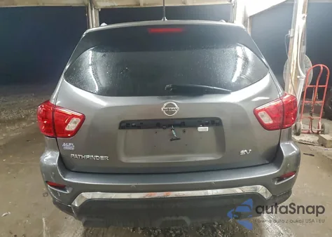 2017 Nissan Pathfinder S z USA, uszkodzony, nr VIN 5N1DR2MN4HC670827